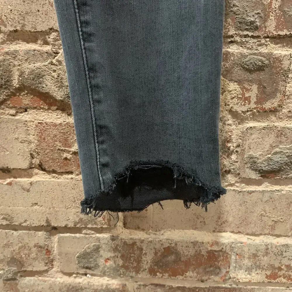 FRAME Le Skinny de Jeanne Raw Hem Size 28 Washed Black